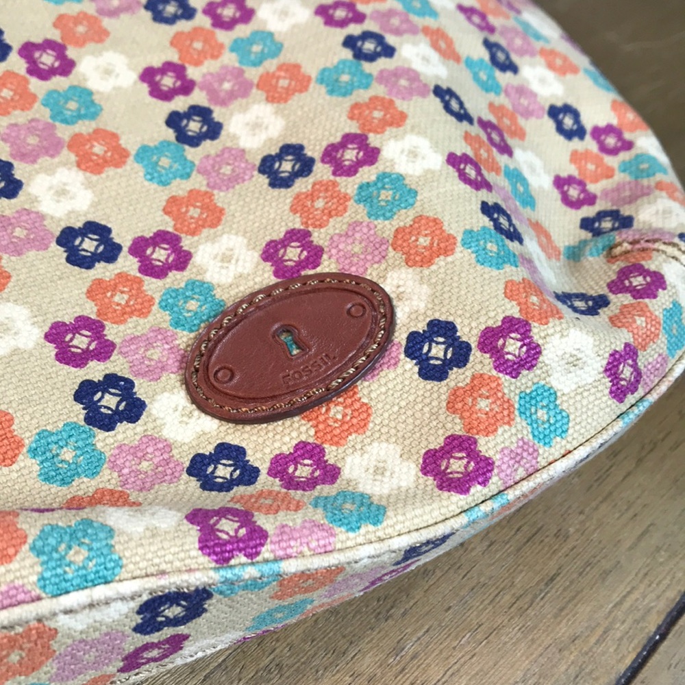 New Fossil Floral Print Bag - Picture 4 of 8